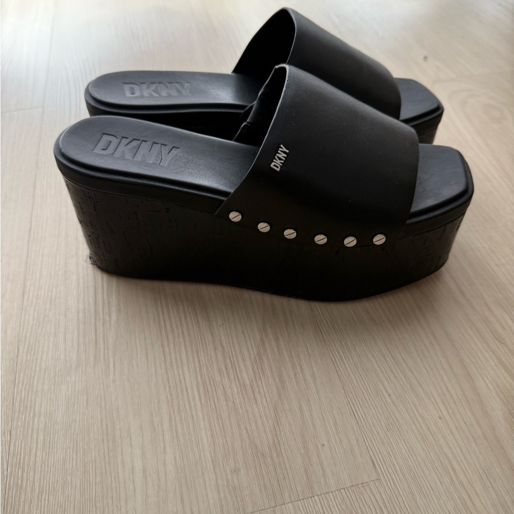 DKNY Black Wedge Shoes with Modern Platform Design